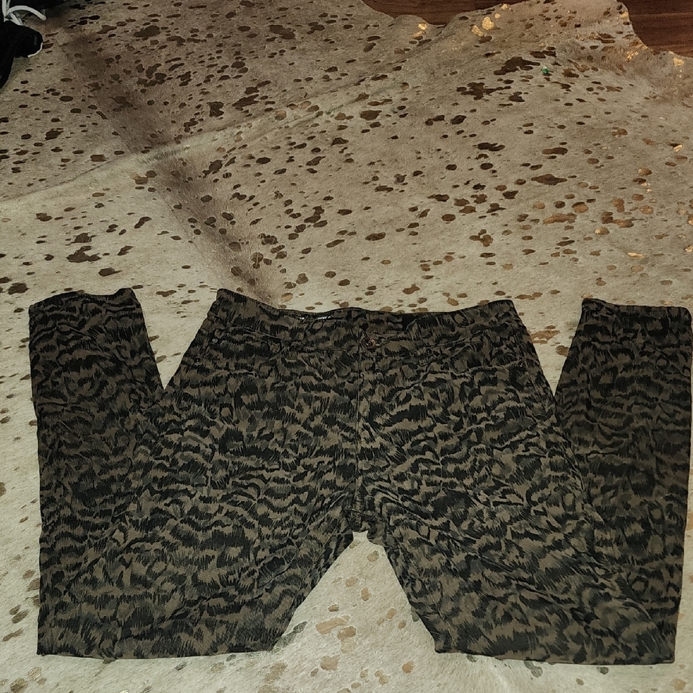 AG Farran Skinny Ankle Pants in Camouflage